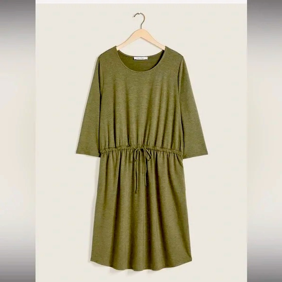 Forest Green Dress - Picture 1 of 6